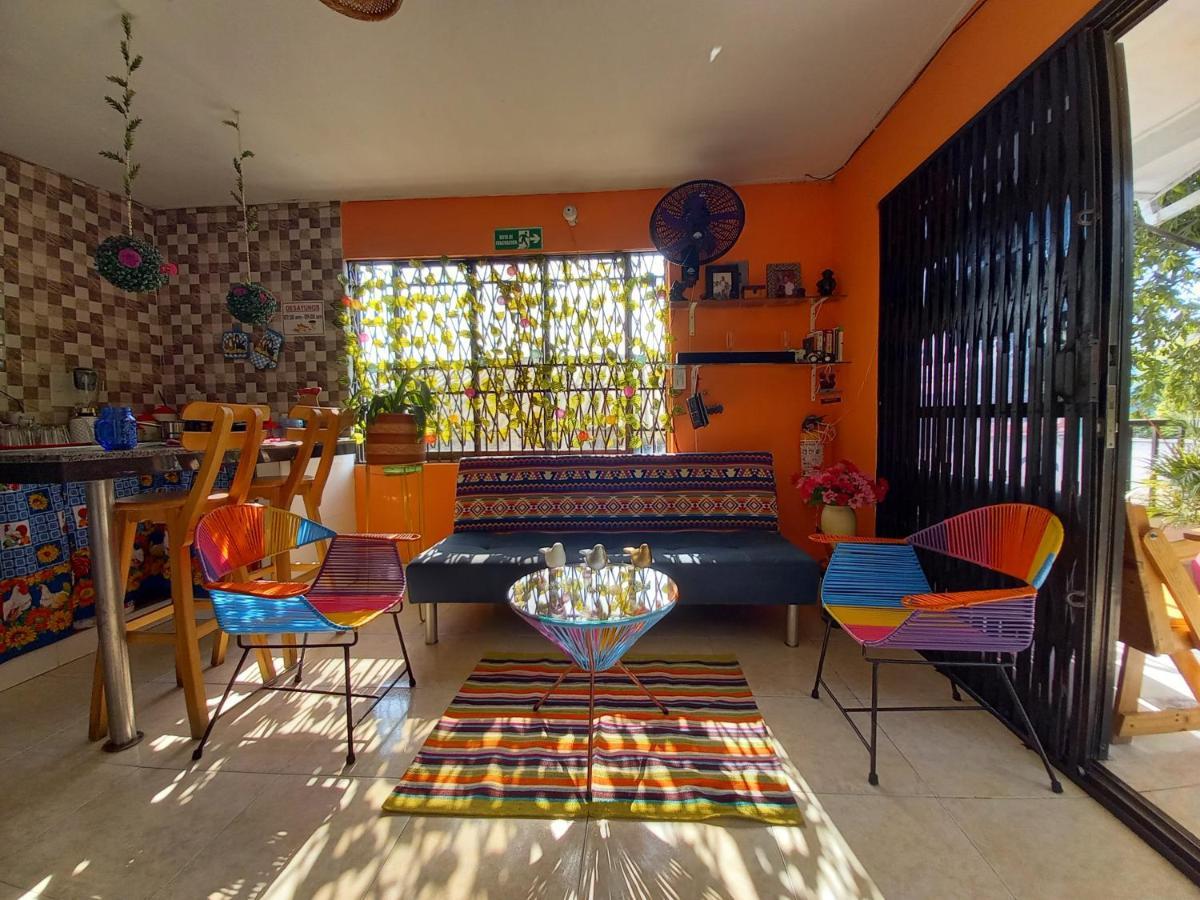 Hostel Shalom Adonai Cartagena Exterior photo